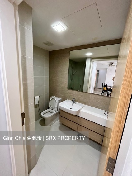 The Lakefront Residences (D22), Condominium #555565481